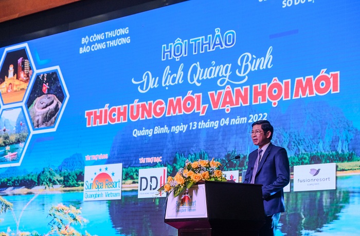 Ông Hồ An Phong, Tỉnh ủy viên, Phó Chủ tịch UBND tỉnh Quảng Bình phát biểu chào mừng Hội thảo